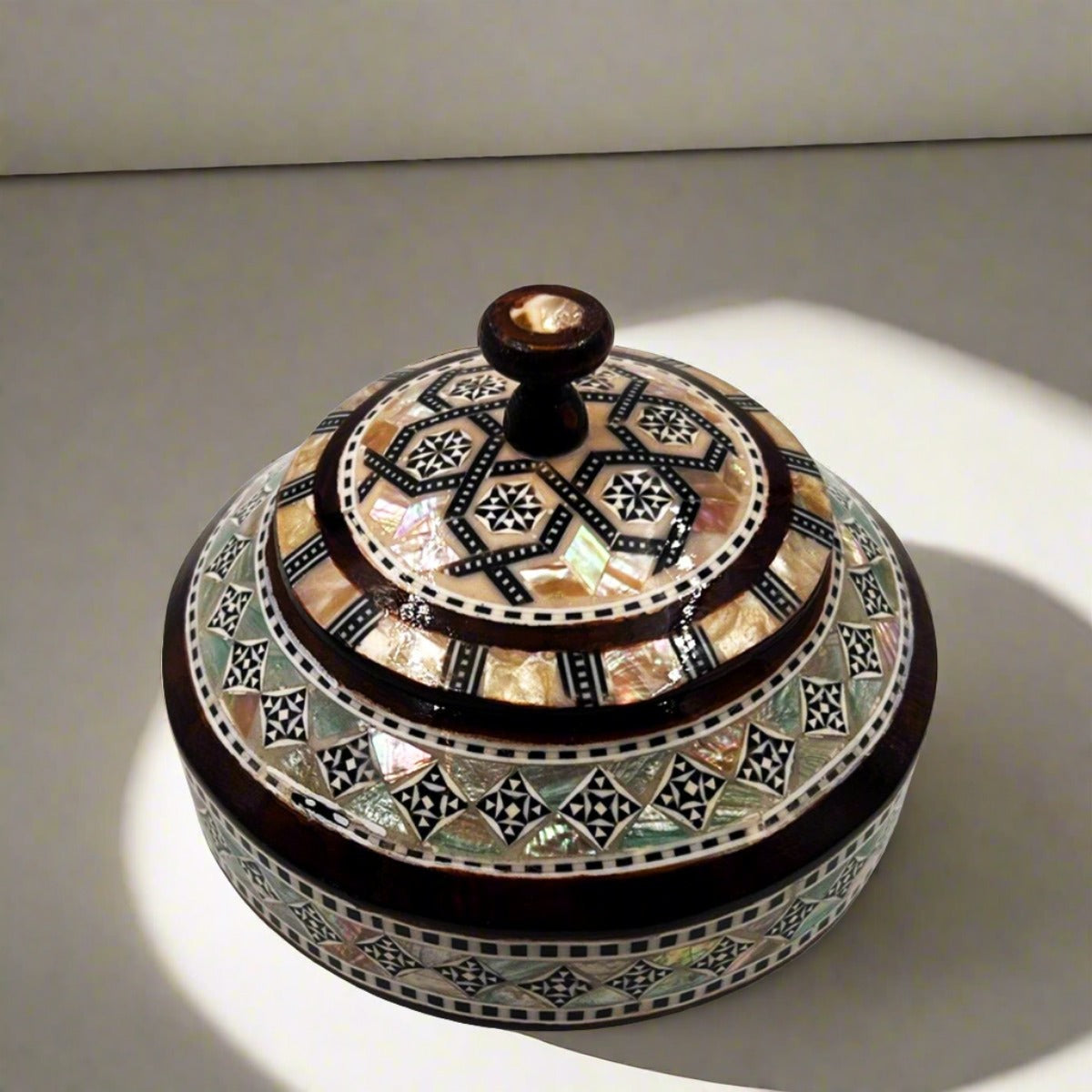 Box inlaid Mother of Peal