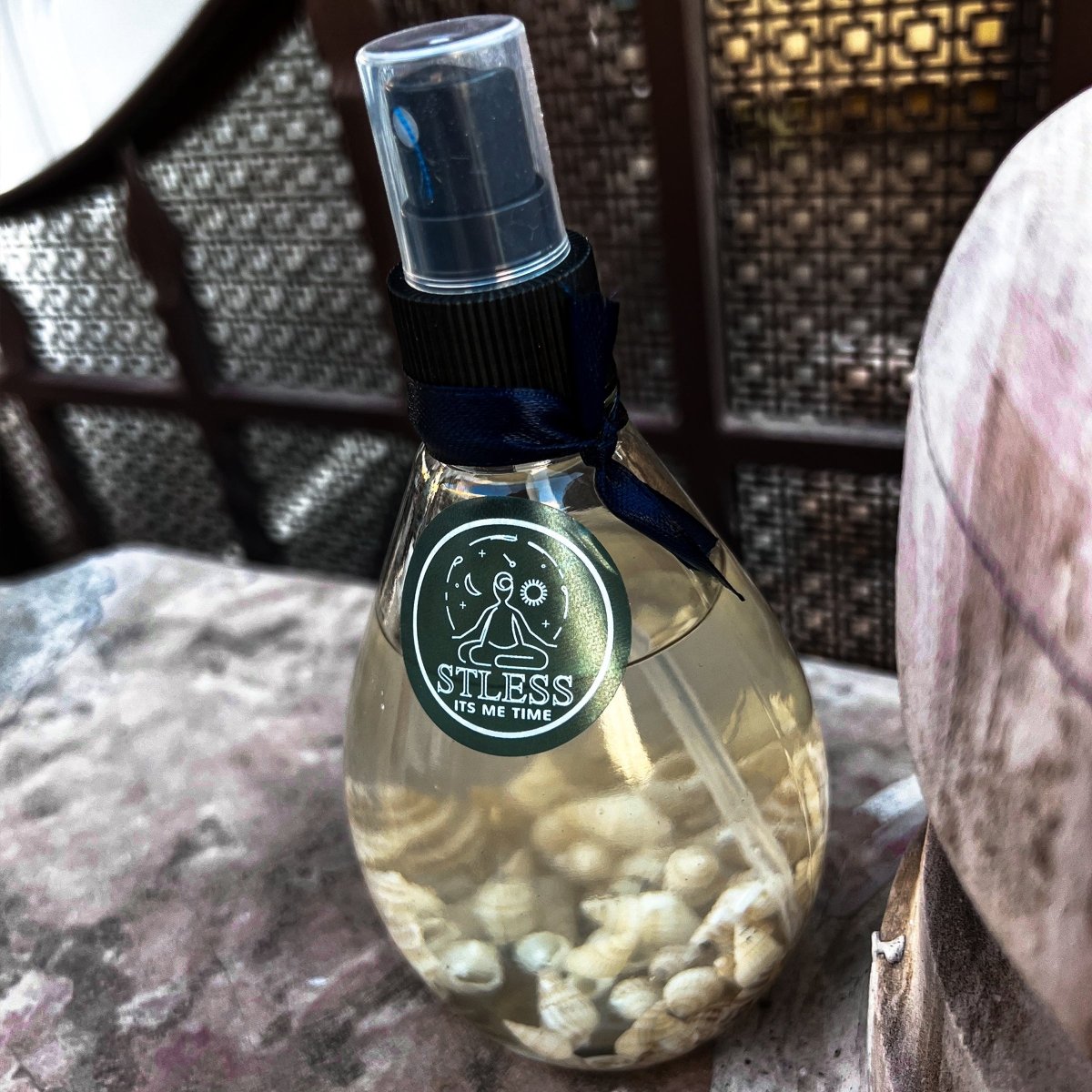 Natural Lavender and Lemon Extract Hydrosol Pillow Spray, Skin And Hair