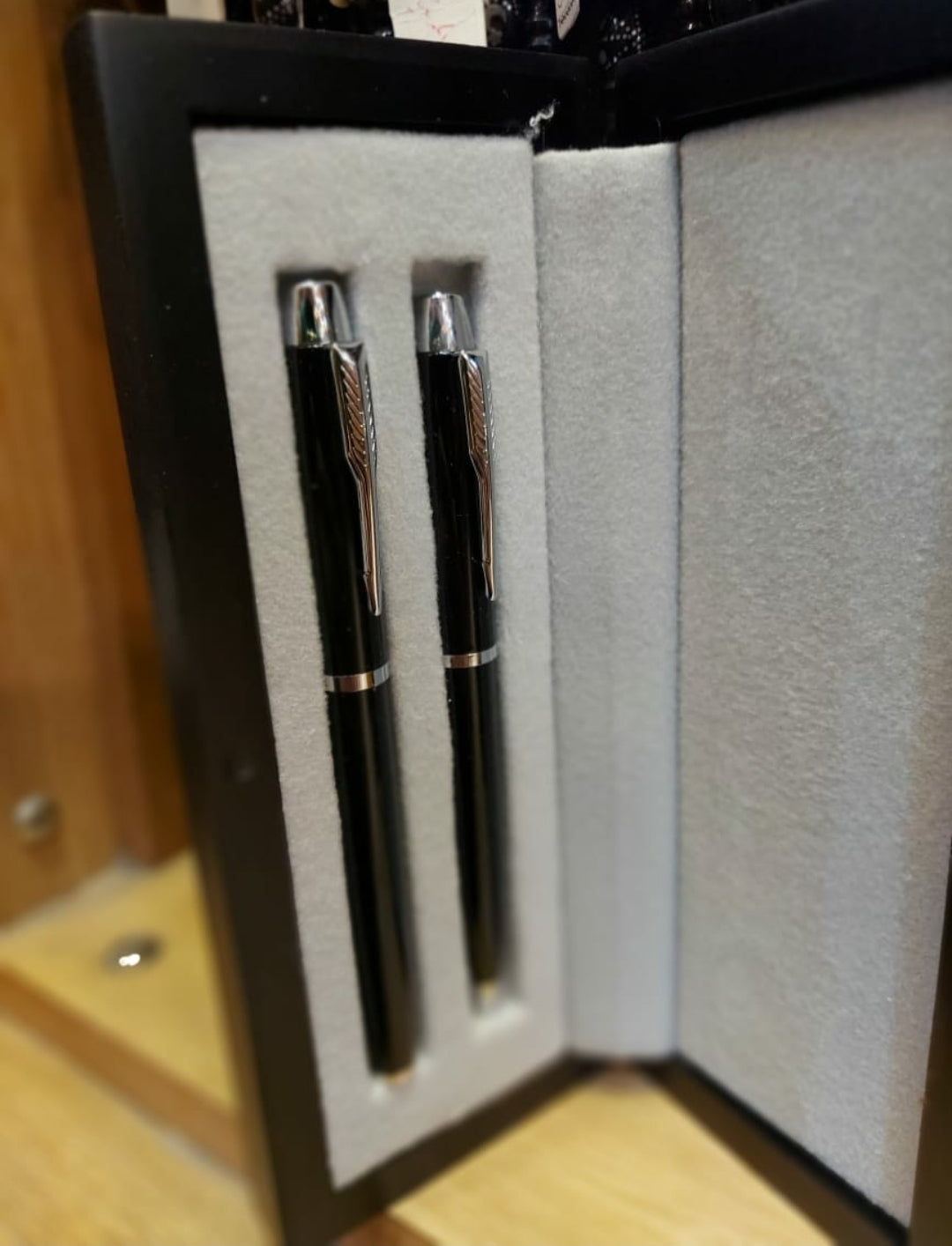 High Quality Full Black Pen Set With Elegant Wooden Box - Free Engraving