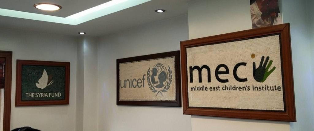 Custom Mosaics Logo Stone - لوحة فسيفساء شعار