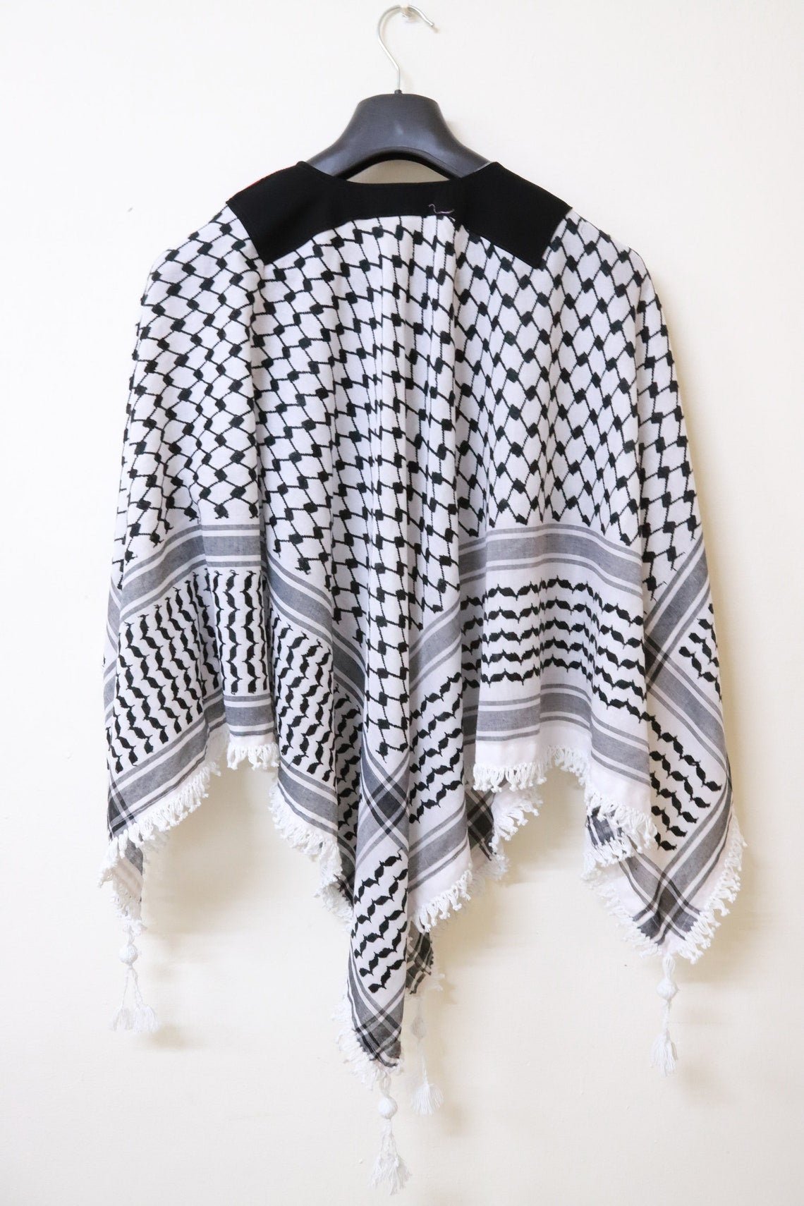 Keffiyeh Tatreez Blouse, Palestinian keffiyeh , Embroidery