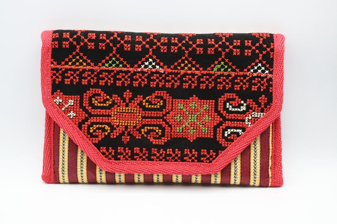 Palestinian Embroidered wallet Embroidered Palestine Tatreez Wallets