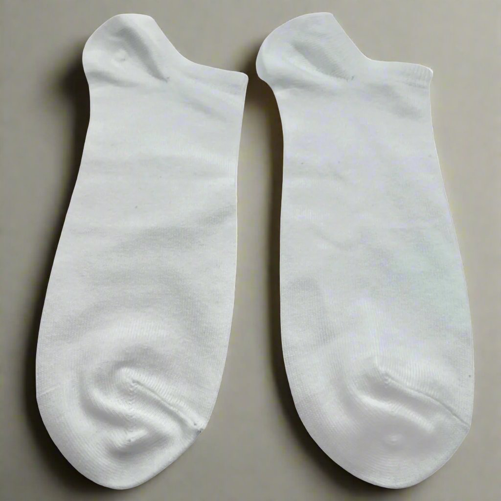 Basic White Comfortable Cotton Socks - STLESS