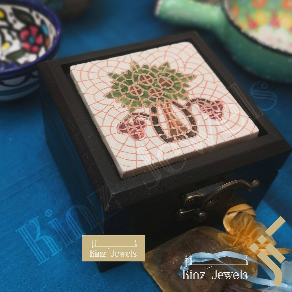 Kinz Personalized Handmade Wooden Mosaics Date Tree