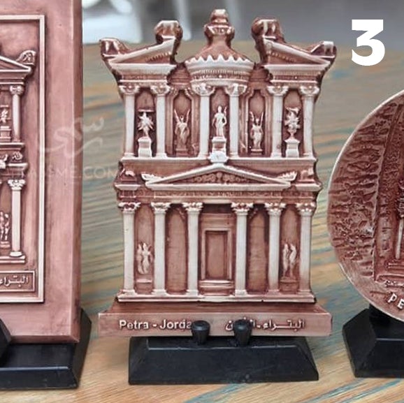 Small Personalized Petra Stand High-grade Resin Craft