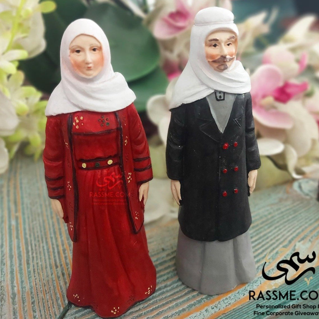 Traditional Couple Bedouin Figures Resin