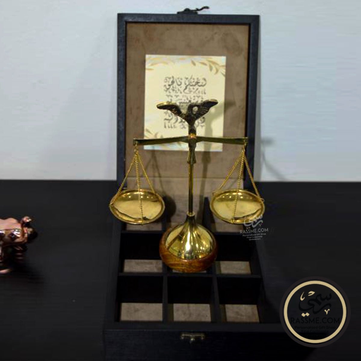 Large Personalized Law Justice Brass Balance with Box Set هدية لمحامي