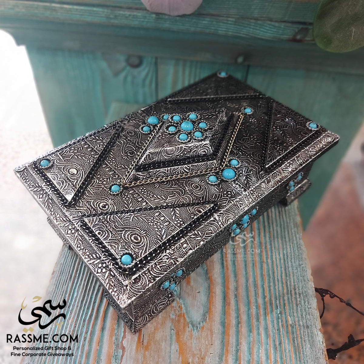 White Metal Silver Shell on Wooden Box with Turquoise Stones