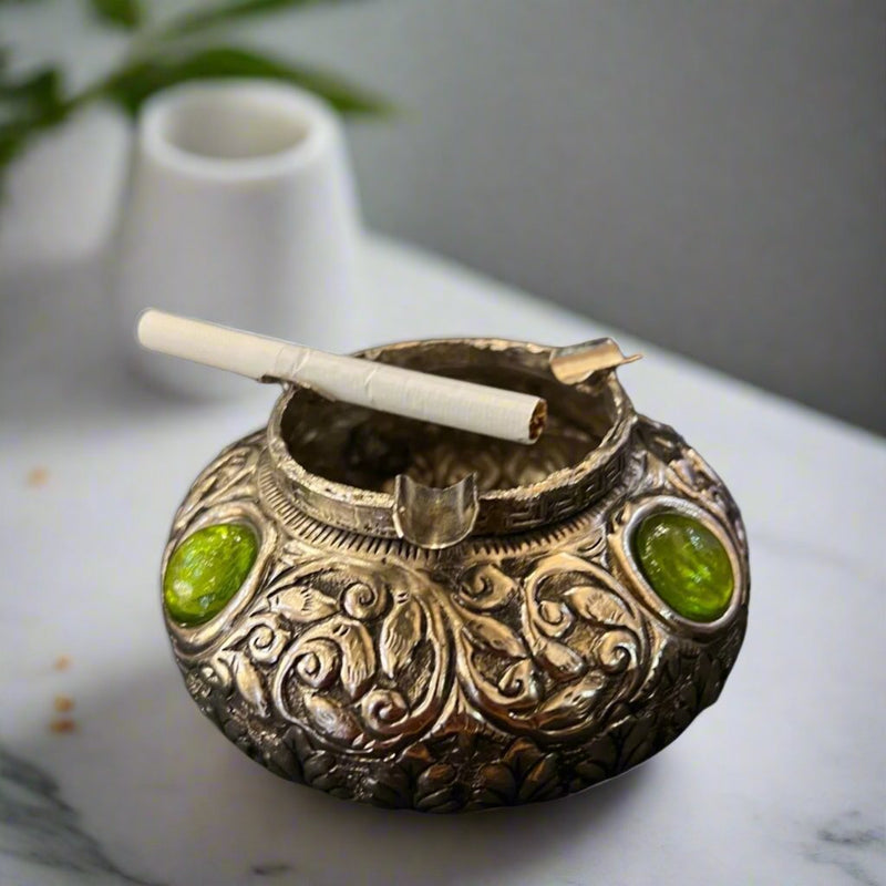 High Quality Antique White Metal Ashtray With Stones