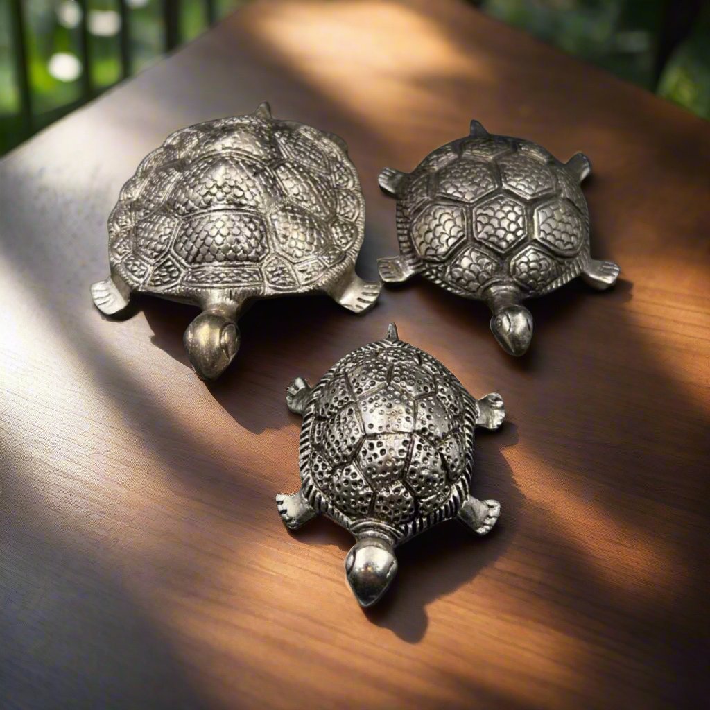 Turtle White Metal