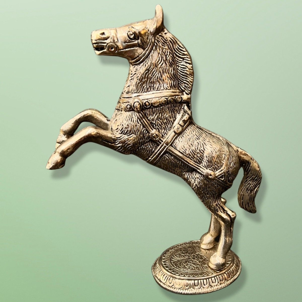 White Metal Arabian Horse